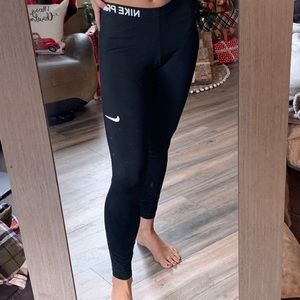 NIKE PRO DRY FIT LEGGINGS (L)